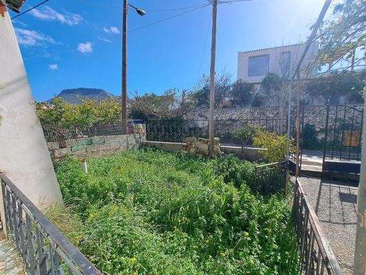 Kreta: Freistehendes Haus mit Meerblick in Plaka zu verkaufen