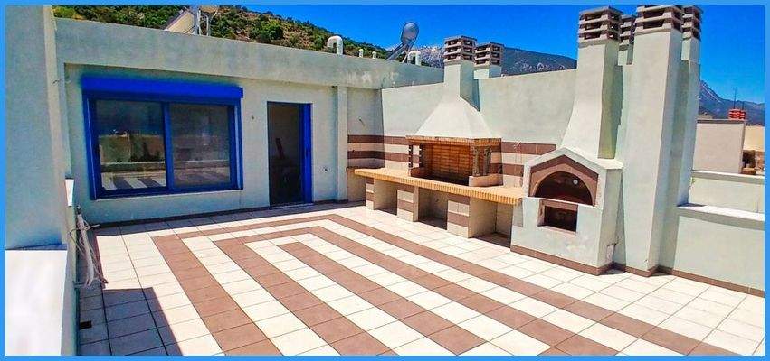 d104d56e9dc54483b2453595f35800a0-original