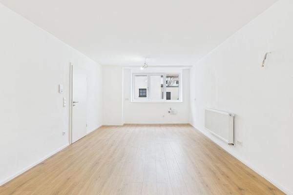 Großzige 2-Zi. Wohnung