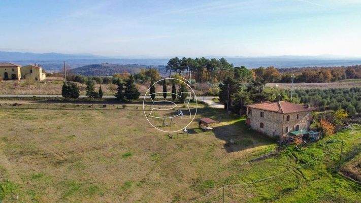 Großflächiges Anwesen