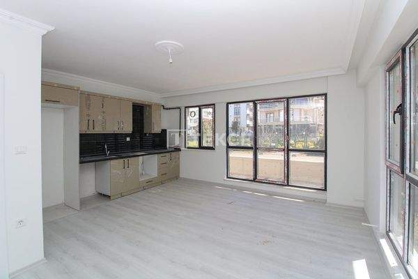 Spacious Apartments within Walking Distance of Beach in Yalova