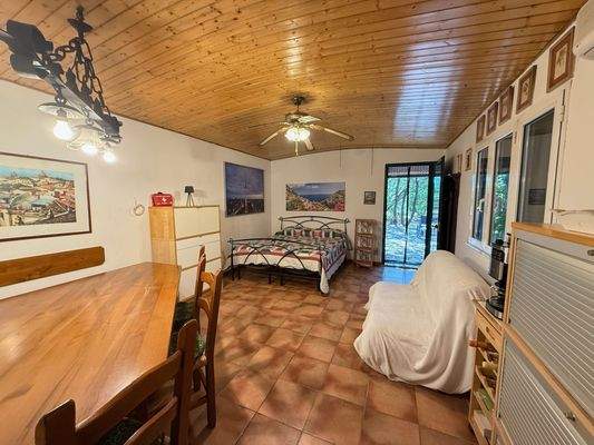 Monolocale Schlafzimmer