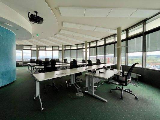 18. OG Büro- Schulungsraum 