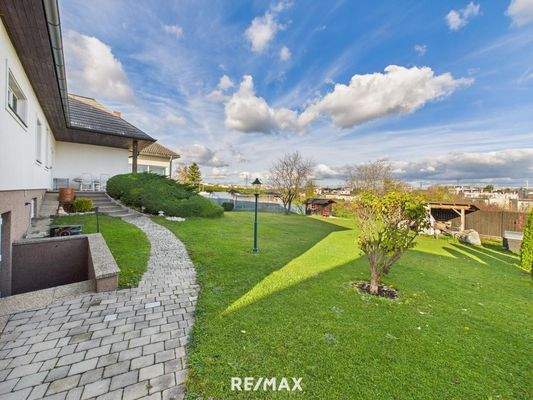 Bungalow Neusiedl/See, Gartenansicht