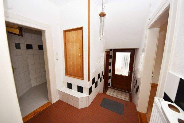 2-FH EG Diele Treppenaufg.