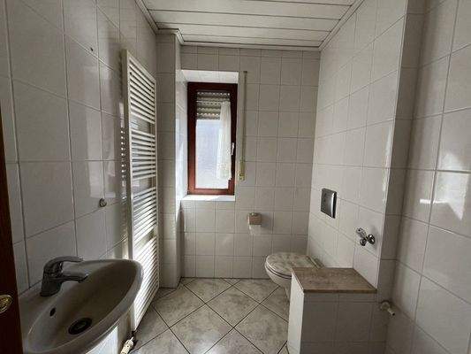 Haus-Gießen-Marburger-Straße-30-50120-001-WE01-Gäs