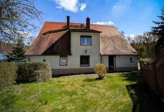 Haus Rückseite 1