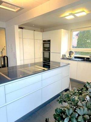 Küche mit Kochinsel