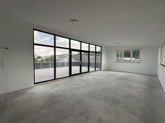 3_Wohnzimmer_Balkon_OG_Wohnung