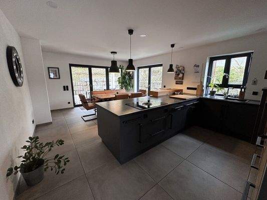 Küche mit Essbereich (EG)