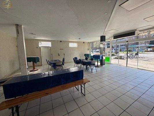 Innen Hermann-Balk 2