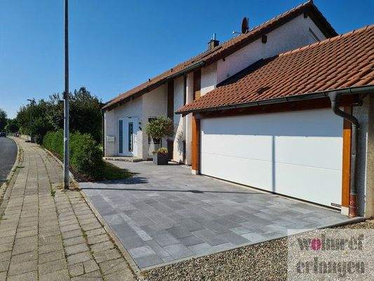  Außenbereich Vorderseite