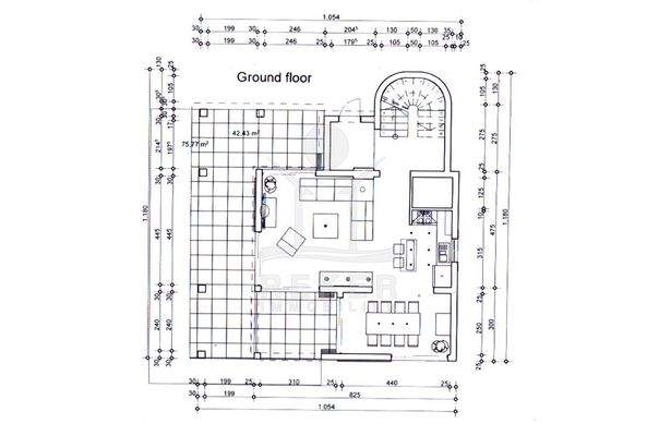 Geräumiger Wohnbereich im EG