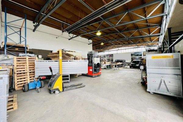 Innenansicht Halle groß