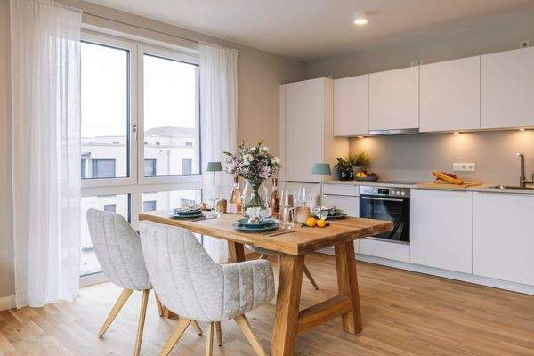 Offene Küche mit Essbereich