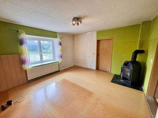 Zimmer mit Kaminofen