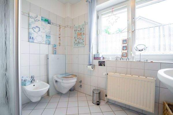 Duschbad im Erdgeschoss