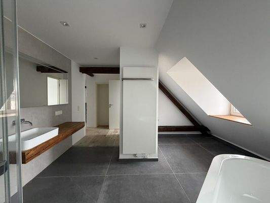 Badezimmer, Ansicht2, 5.OG