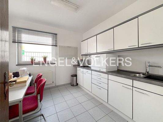 Aufenthaltsraum mit Küche