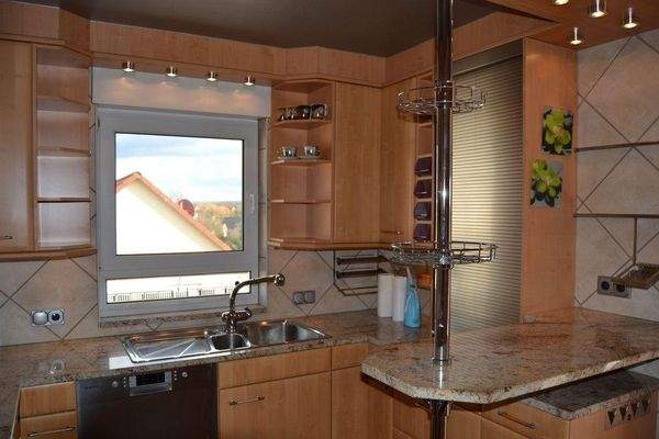 Einbauküche inkl. neuer Geräte