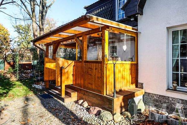 überdachte Terrasse