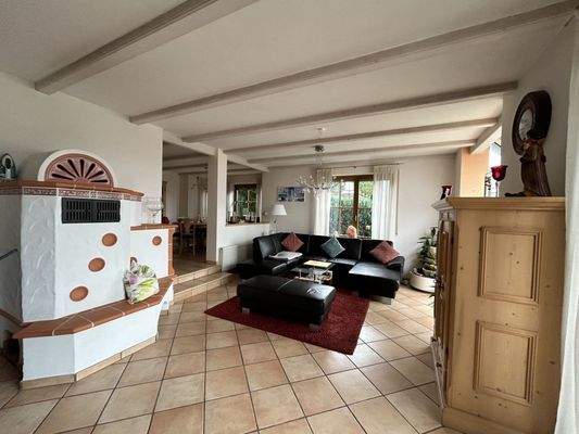 Wohnbereich mit Kachelofen