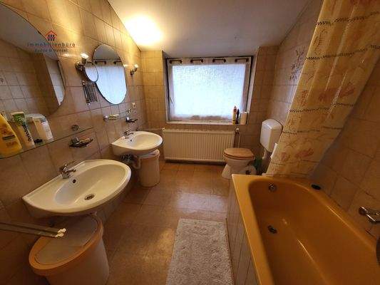 Badezimmer DG