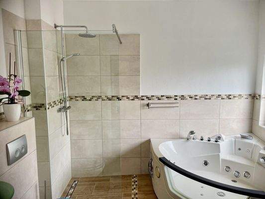 Badezimmer Erdgeschoss