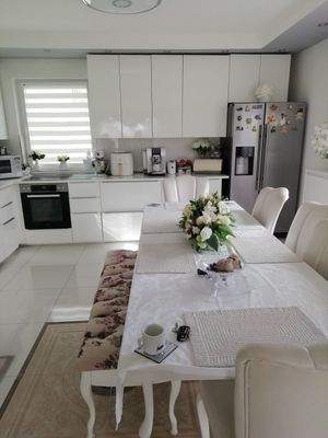 EG-Küche_mit_Essplatz_Ansicht_2