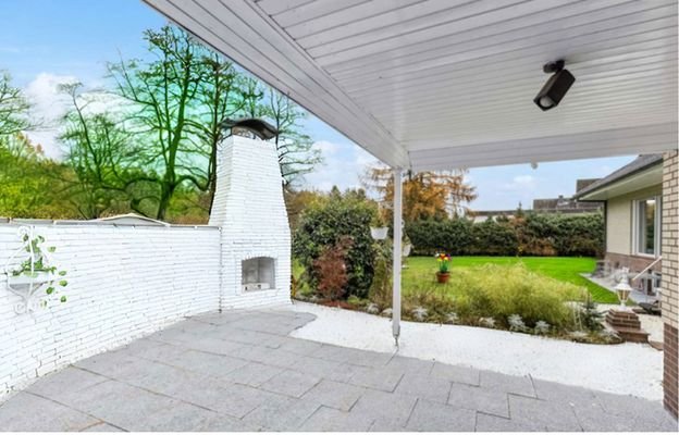 Terrasse 2 mit Kamin