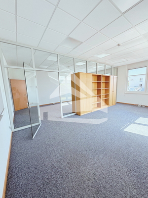 Büro inkl. Einbauschrank