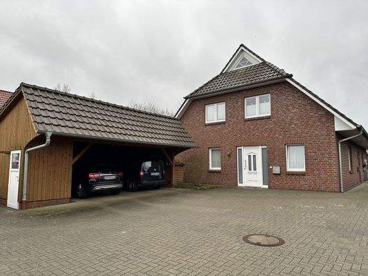 Solides Vierfamilienhaus