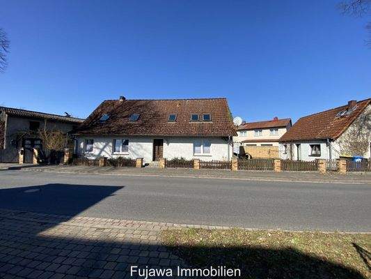 Ansicht Hofladen Haus und Garage