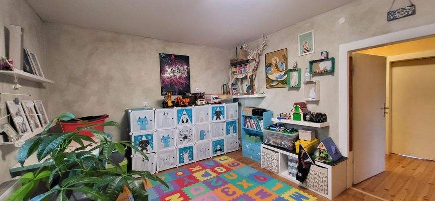 Kinderzimmer mit Platz 