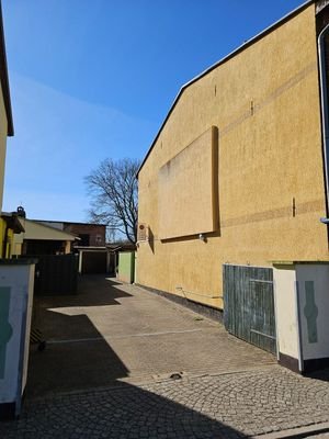 Hofzufahrt Neue Tor Str..jpg