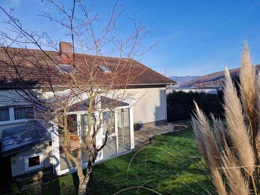 Südansicht Hauptwohnng mit Garten