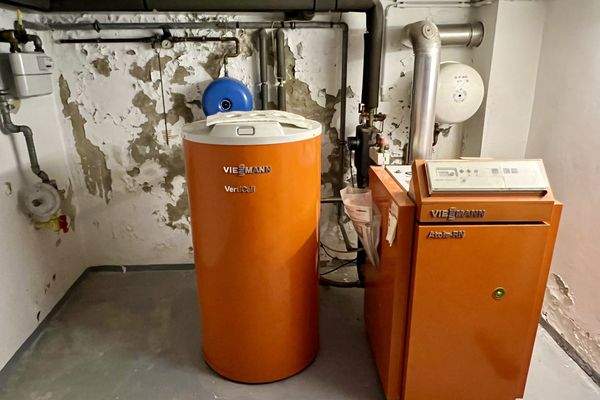 KG- Erdgas- Zentralheizung