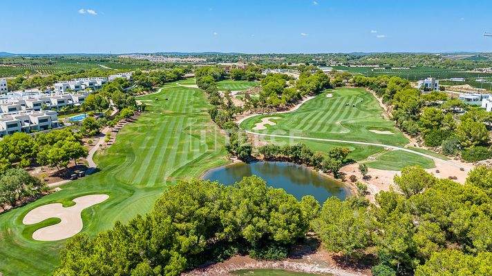 Golf Villa with Impressive Views in Pilar de la Horadada