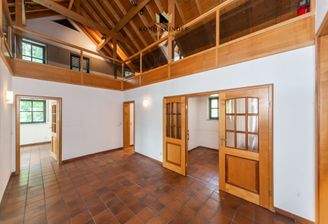 EG: Halle mit Blick zur Galerie