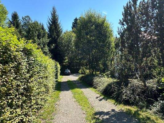 Grundstückseinfahrt