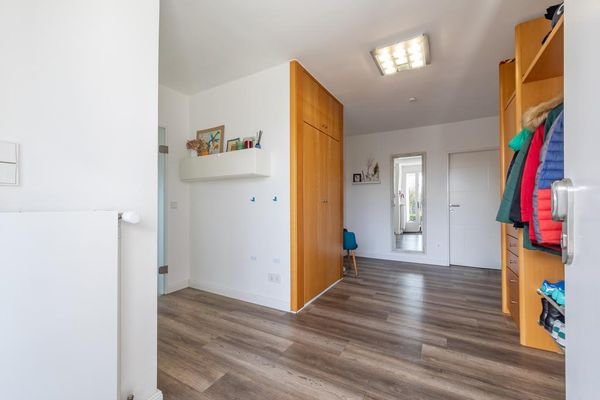 Geräumiger Eingangsbereich