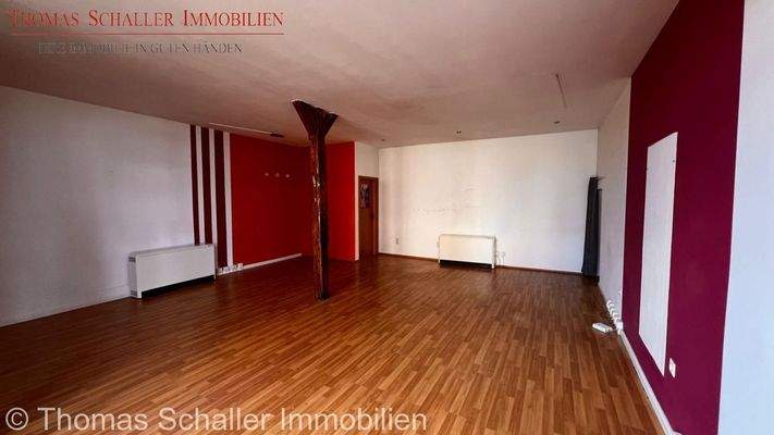 Gewerberaum zum Marktplatz hin 