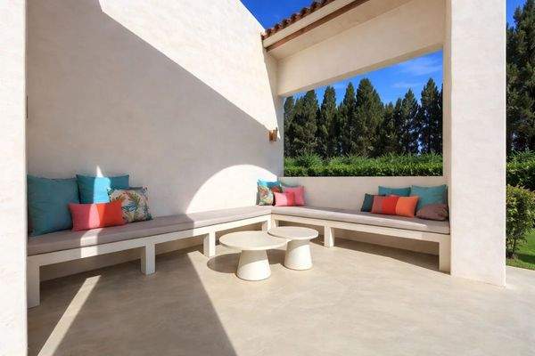 Überdachte Outdoor-Lounge