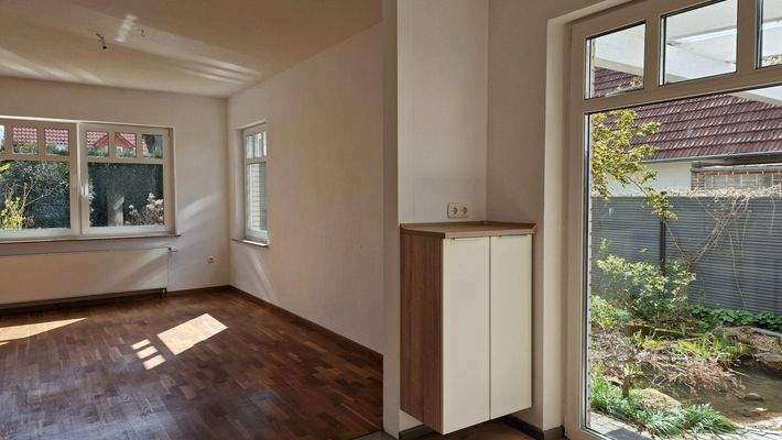 Essen und Zugang zur Terrasse