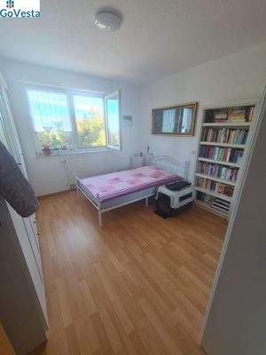 1744f760-ce97-4179-a93c-703668c0582e