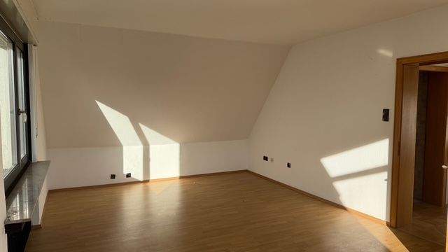 Zimmer - Wohnung Dachgeschoss