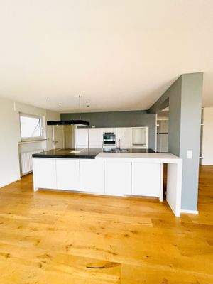 Innen_moderne Einbauküche.jpeg