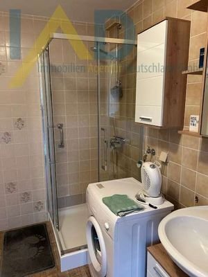 Bad mit Dusche