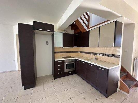 Kreta, Rethymno: 4-Zimmer-Apartment mit Meerblick und Dachterrasse zu verkaufen