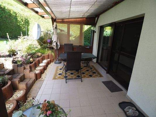 Terrasse Hauptwohnung